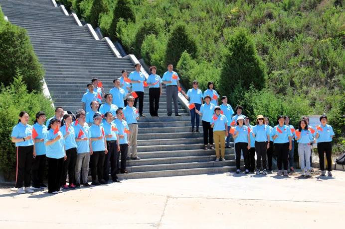 说明: F:\1.《党史学习教育》2021年度\12.党员实践活动\2021.6.5日出去实践（冀东抗战纪念馆）\照片\活动现场5.jpg