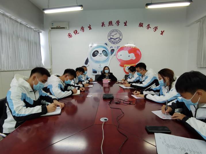 说明: C:\Users\清华同方\Desktop\新建文件夹\best365冬奥骨干志愿者参加线上河北省冬奥倒计时100天“一起向未来”畅享会\邵东蕊书记讲话.jpg