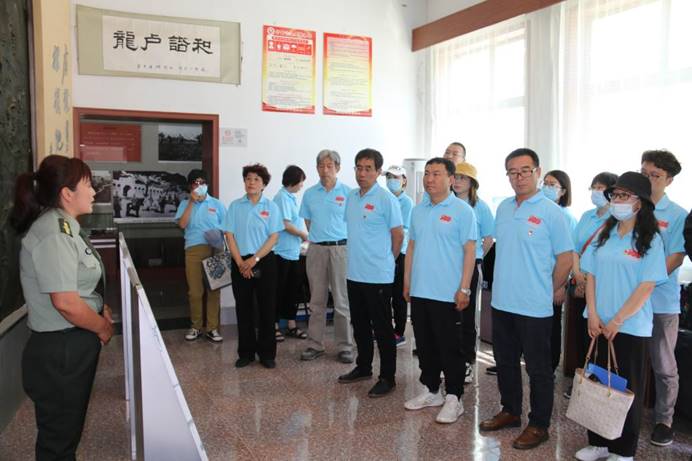 说明: F:\1.《党史学习教育》2021年度\12.党员实践活动\2021.6.5日出去实践（冀东抗战纪念馆）\照片\活动现场1.jpg